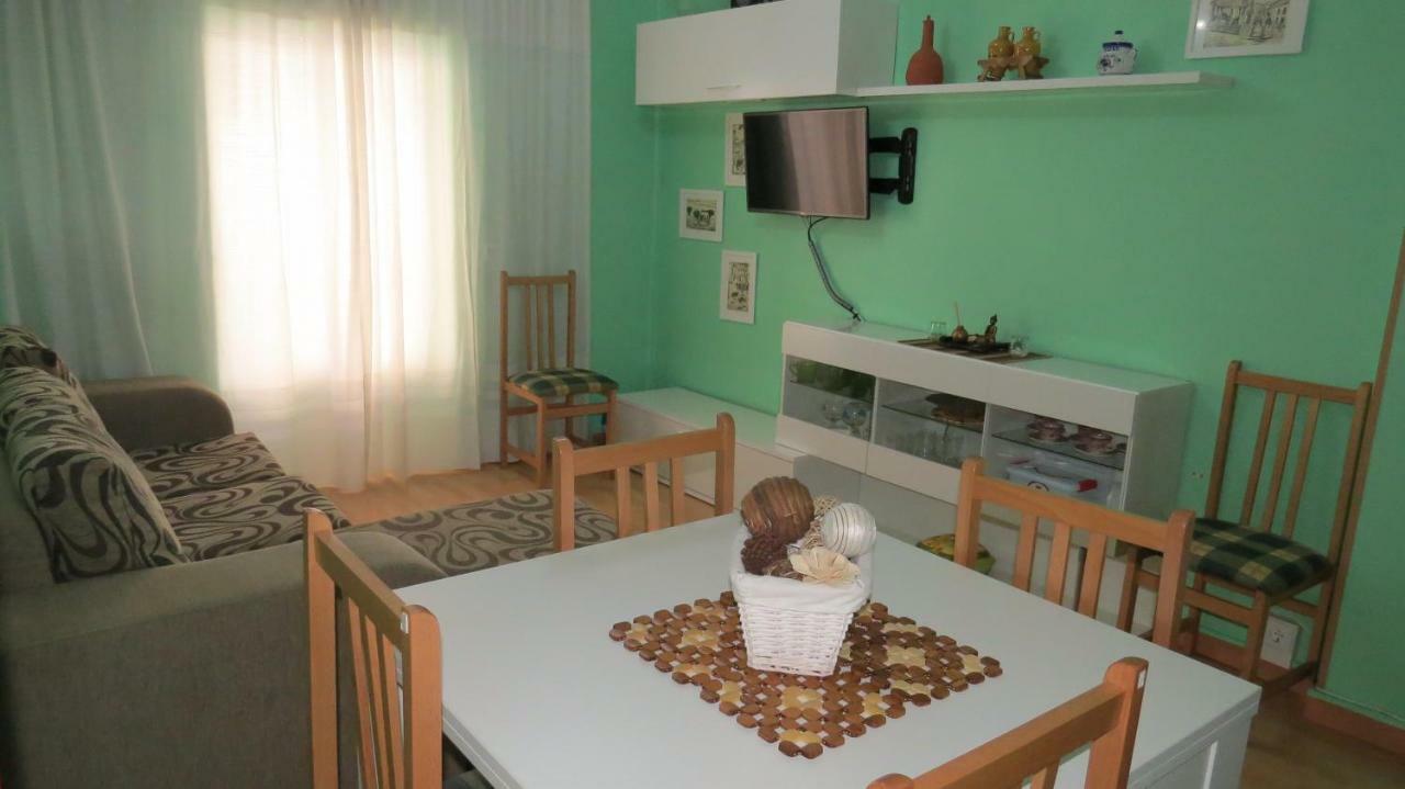 Apartamento Orgaz Διαμέρισμα Candelario Εξωτερικό φωτογραφία