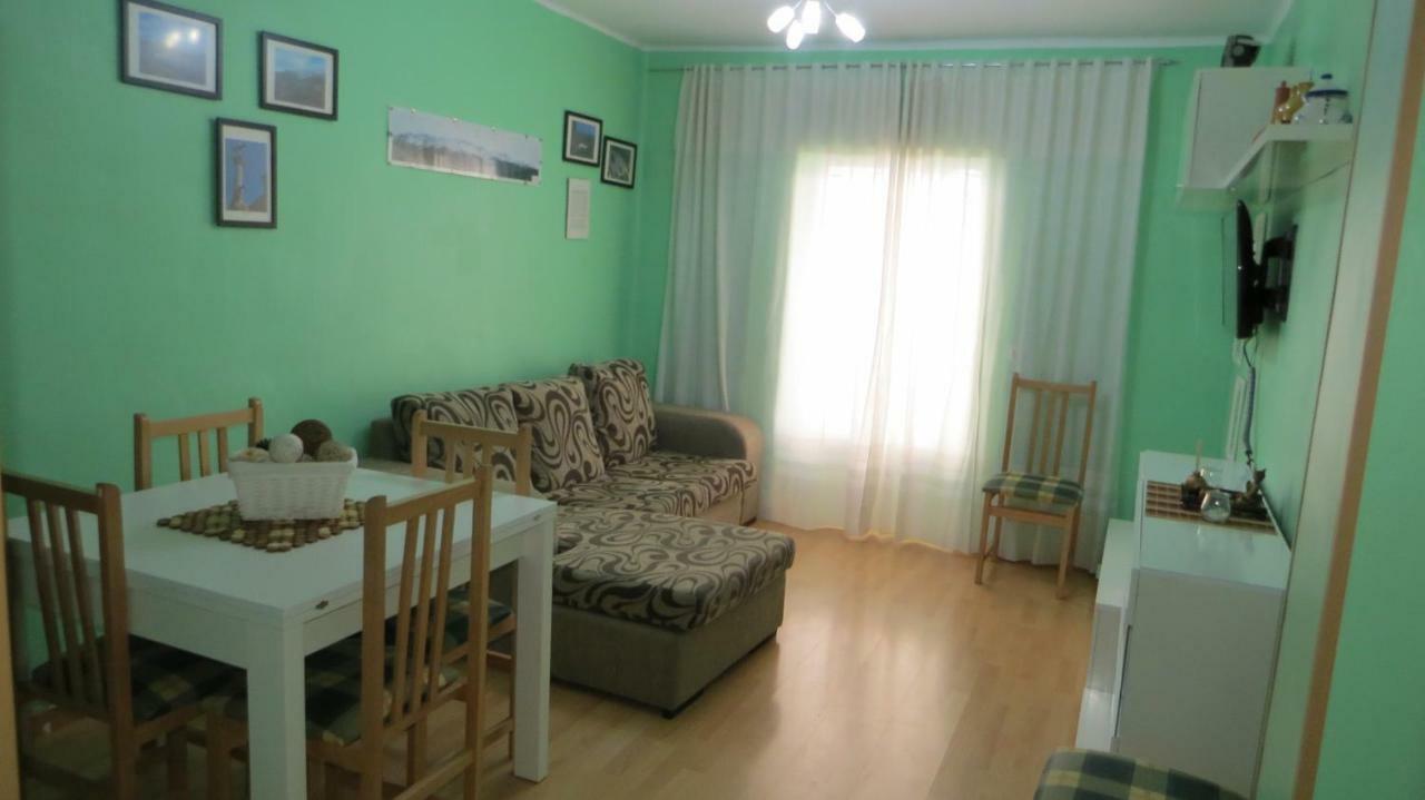 Apartamento Orgaz Διαμέρισμα Candelario Εξωτερικό φωτογραφία